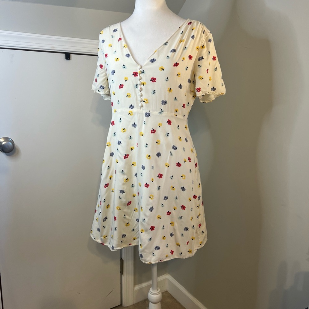 Madewell Floral Babydoll Dress Y2K Flutter‎ Sleeve Size 6 V Neck